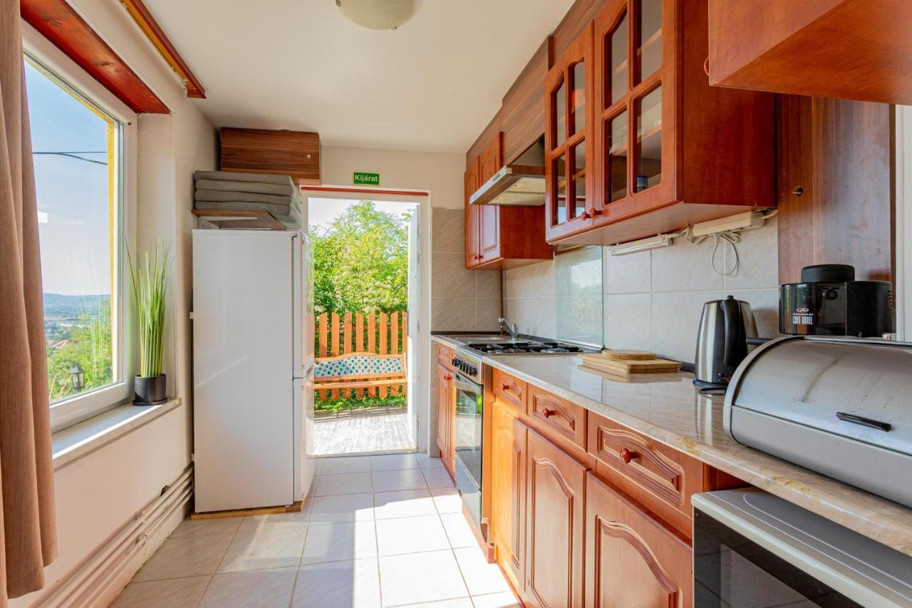 Panorama Apartmanhaz Esztergom Eksteriør bilde
