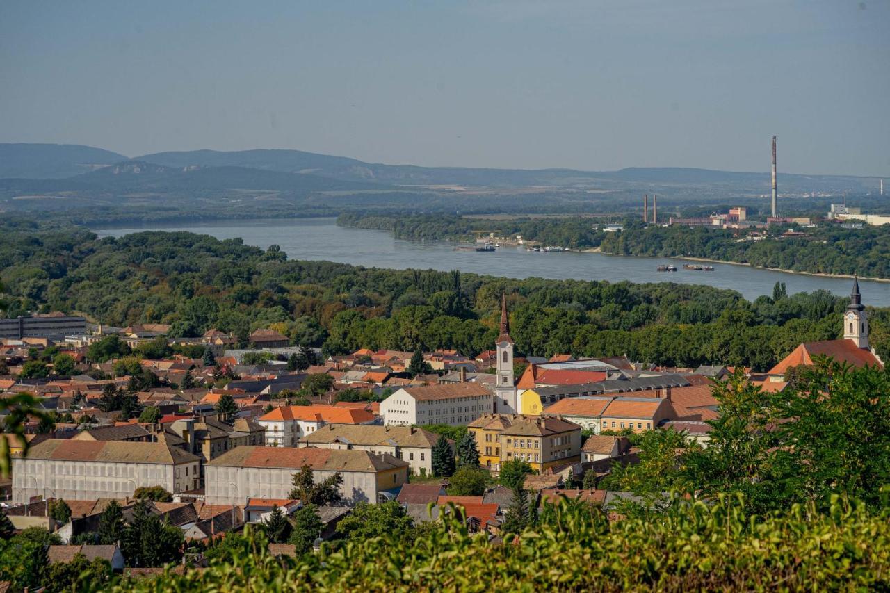 Panorama Apartmanhaz Esztergom Eksteriør bilde