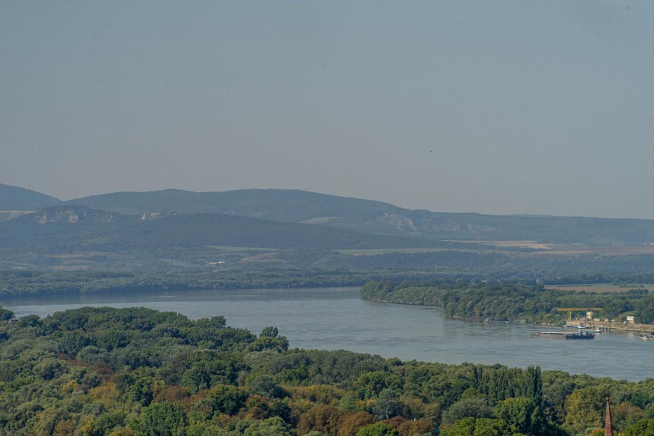 Panorama Apartmanhaz Esztergom Eksteriør bilde
